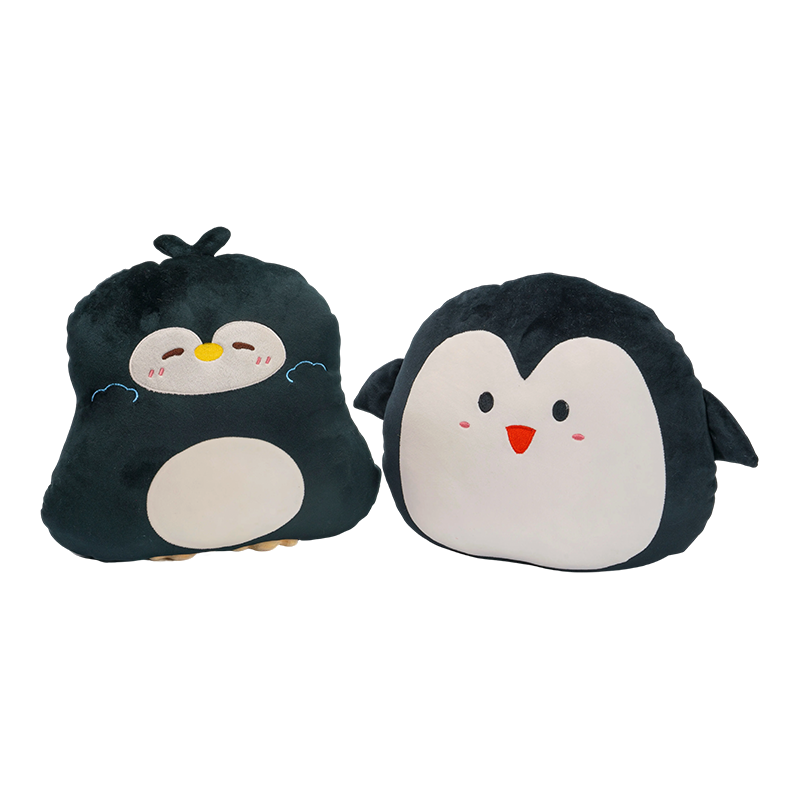 Bantal empuk penguin gemuk